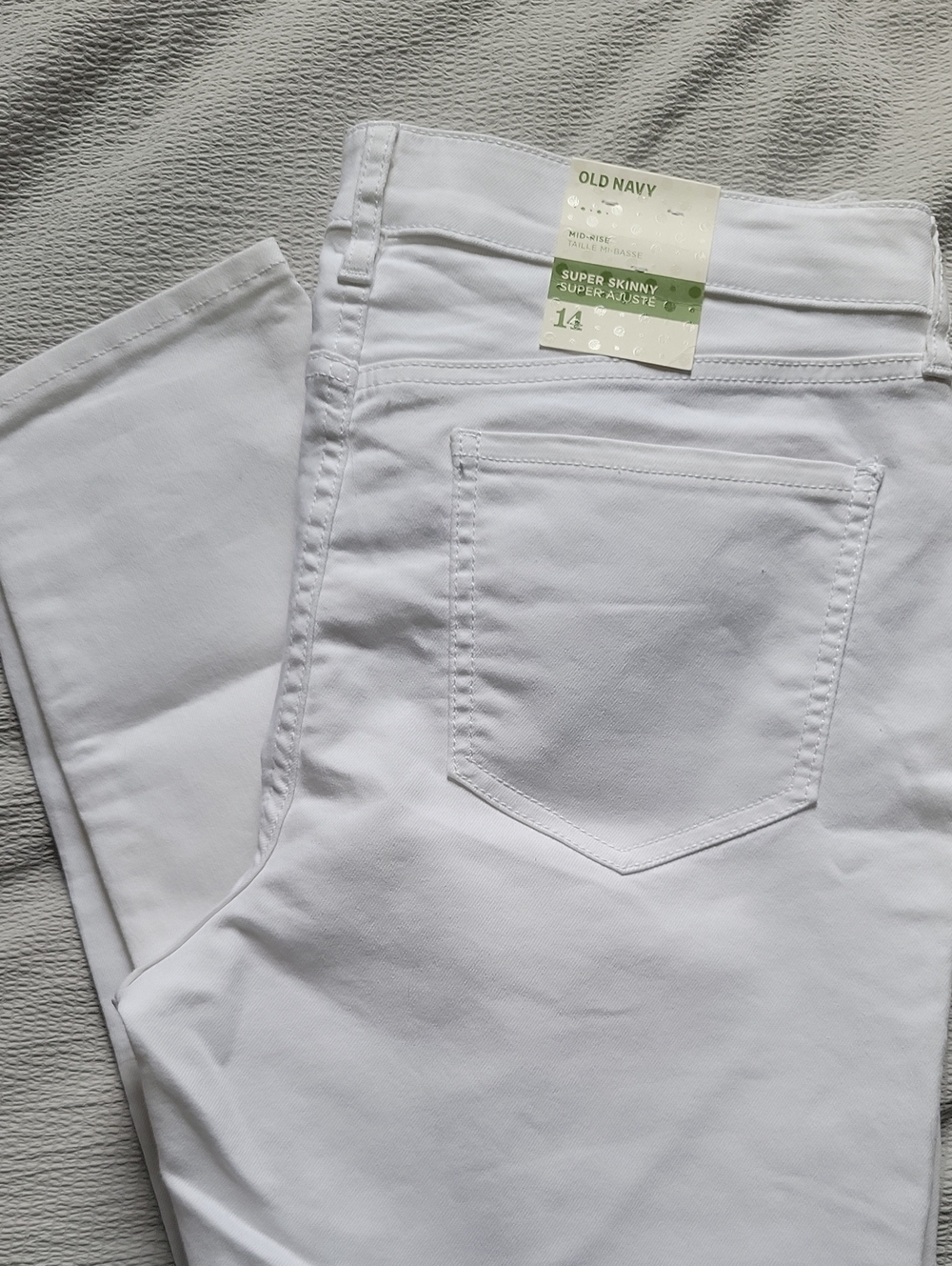 Old Navy White Super Skinny Jeans for Women